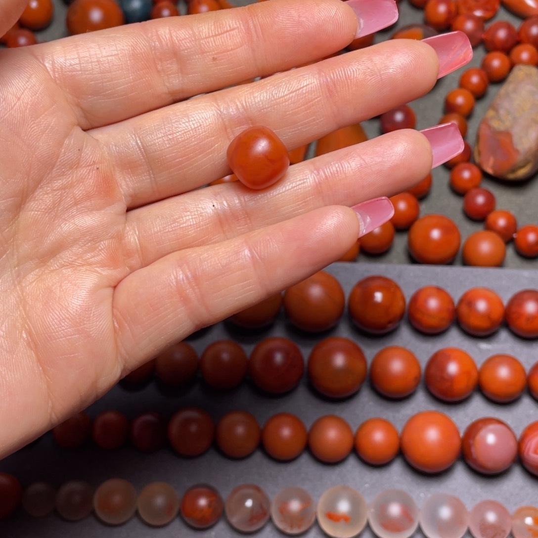 南红玛瑙南红老型珠子11.8×12.2毫米未镶嵌心*