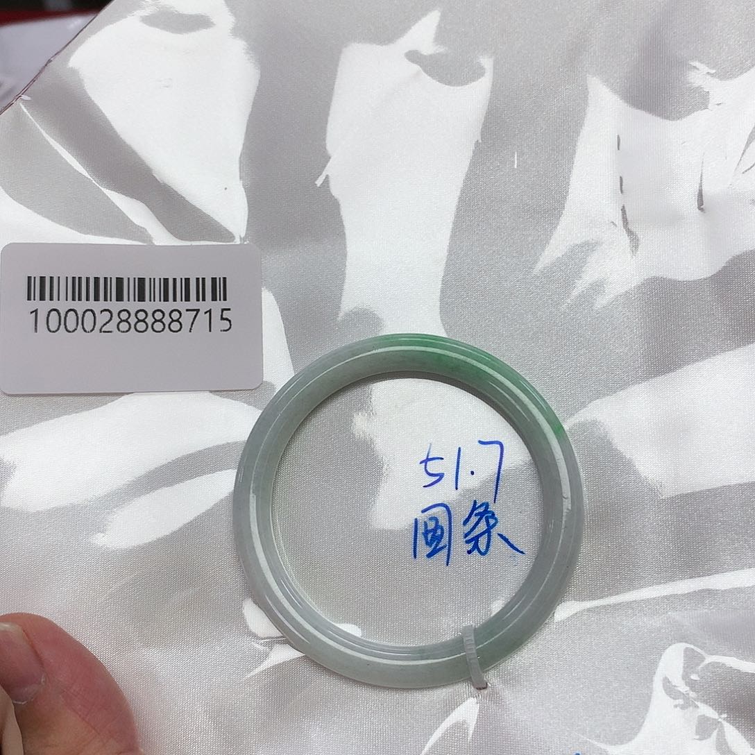 翡翠手镯未镶嵌天然缅甸翡翠手镯