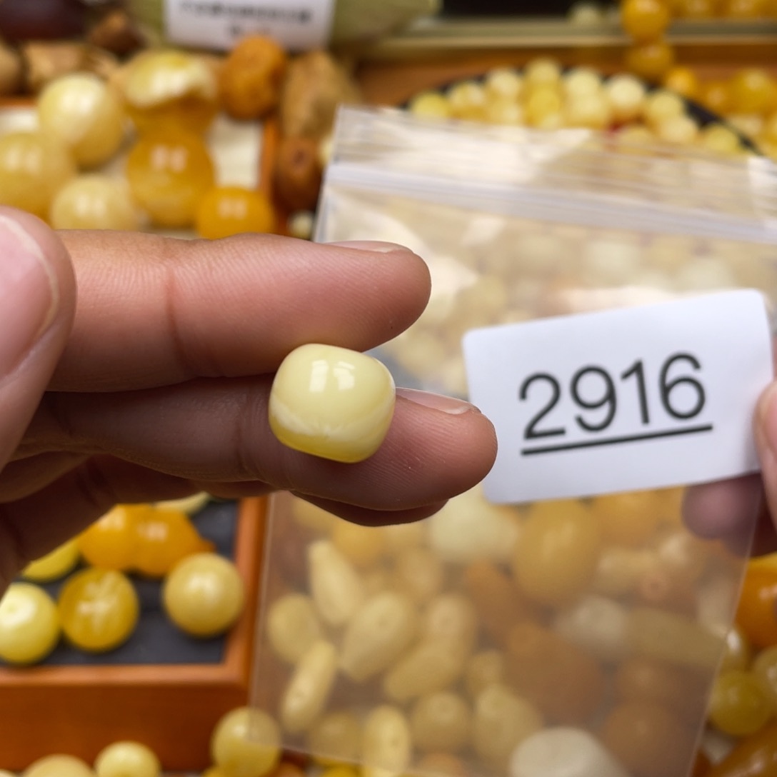 琥珀珠宝奇石未镶嵌鼓***?12.7