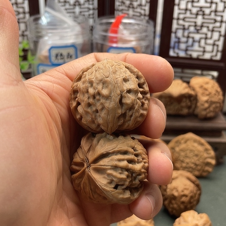 偂***丗文玩核桃吊坠核定