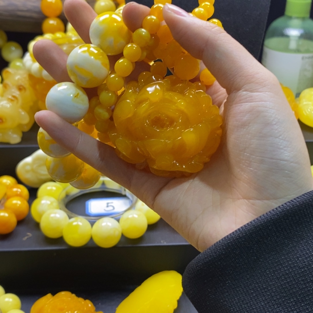 十***后非金属全品无暇卡牡丹花链珠
