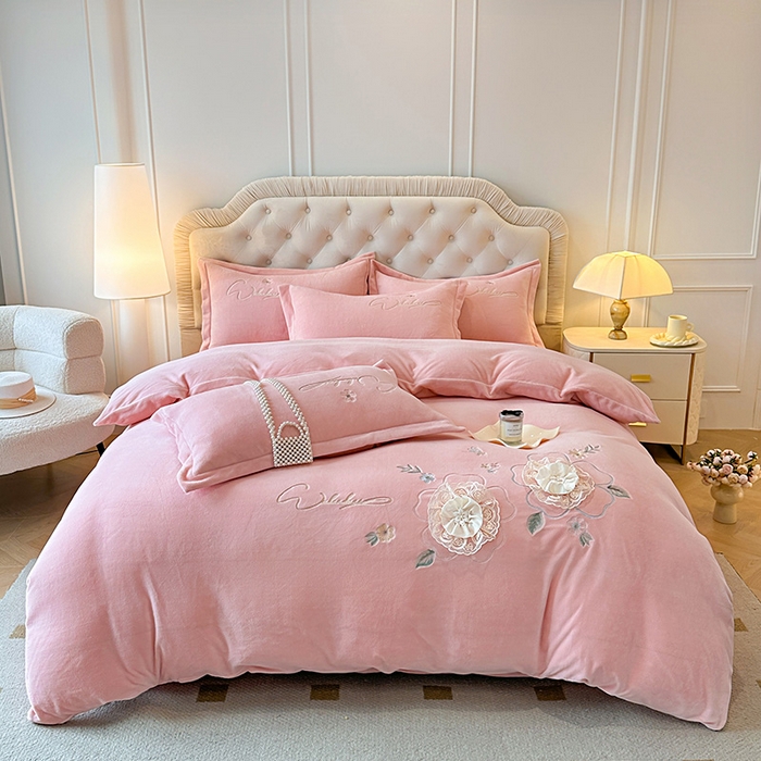 【莱茵花园】萝莉粉A类加绒加厚牛奶绒四件套双面绒刺绣被套床裙款