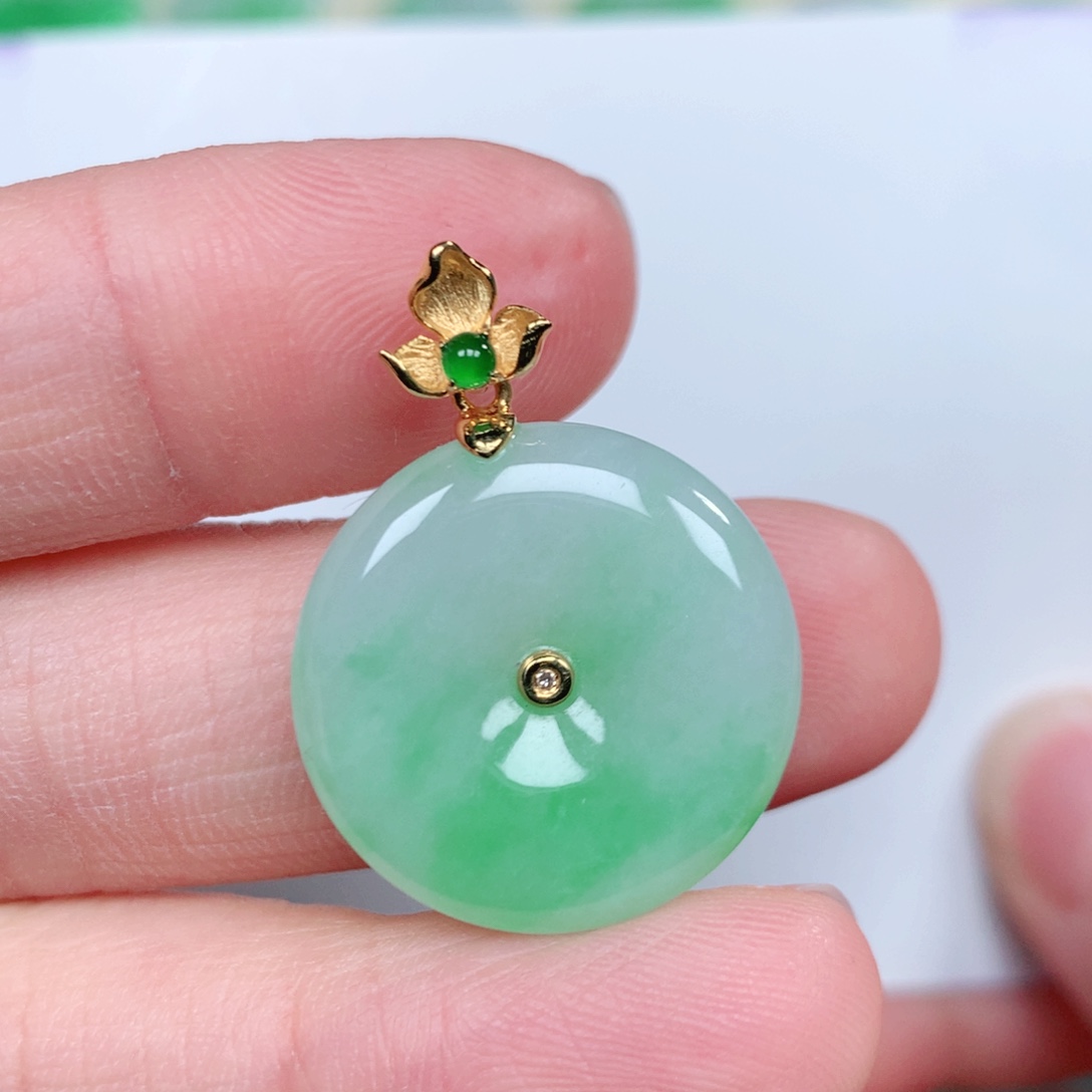 翡翠未镶嵌颈饰28-20.5-5.0