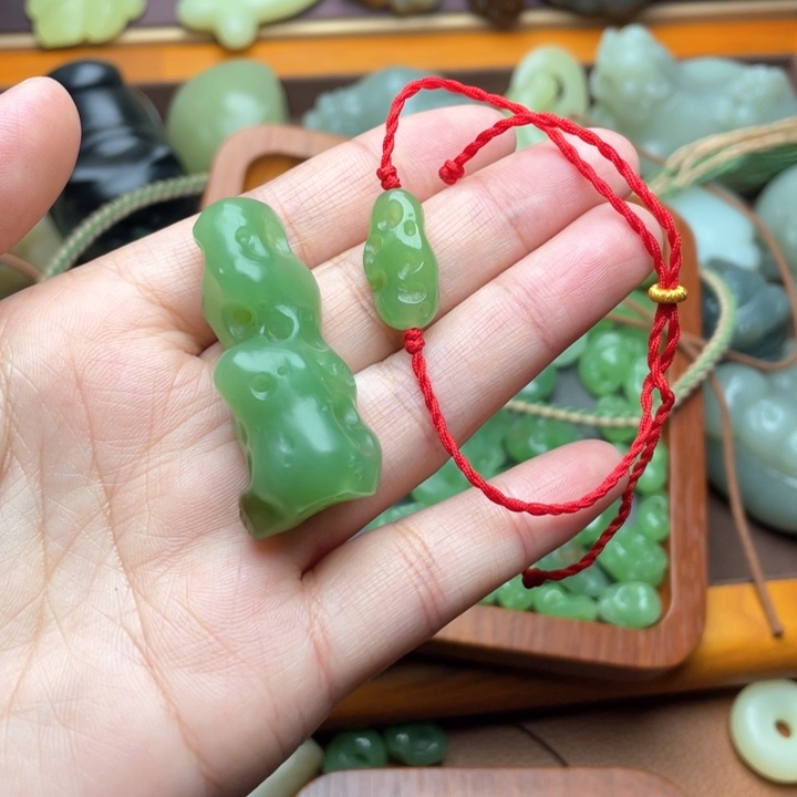 【闪购商品】颈饰未镶嵌和田玉G**g