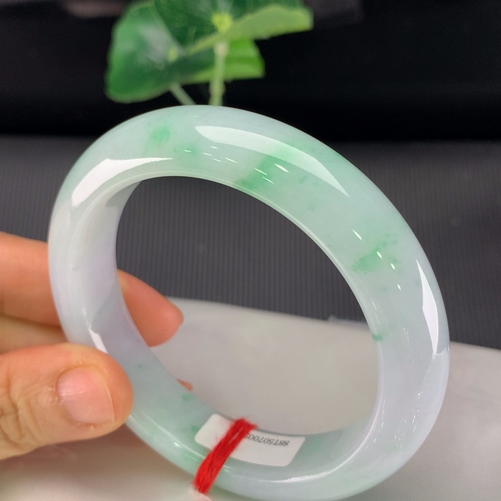 翡翠未镶嵌手镯正圈56