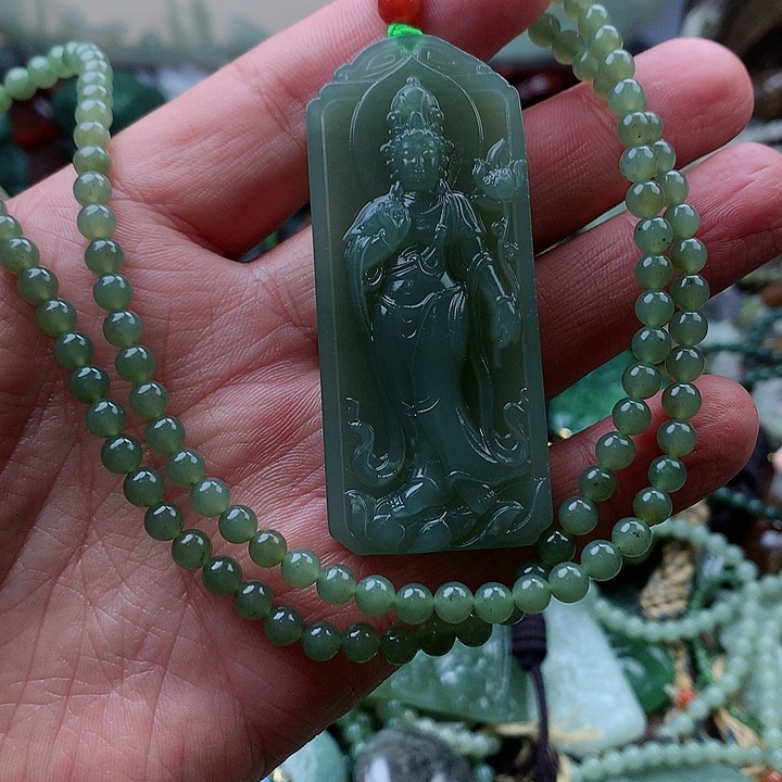 未镶嵌和田玉挂件随****)