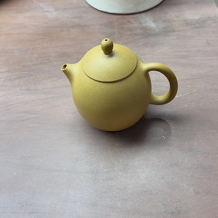 瑾***然紫砂茶壶半手工制作的黄段小龙蛋壶