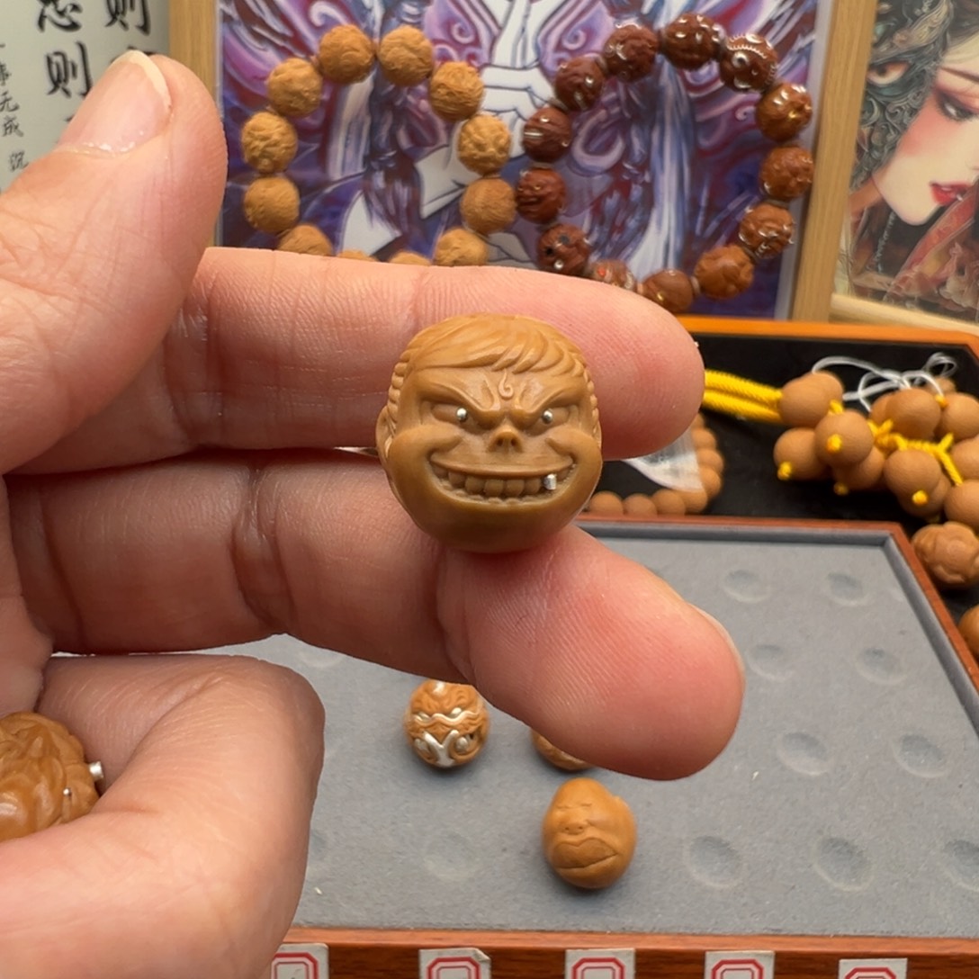 猴头核桃吊坠那些