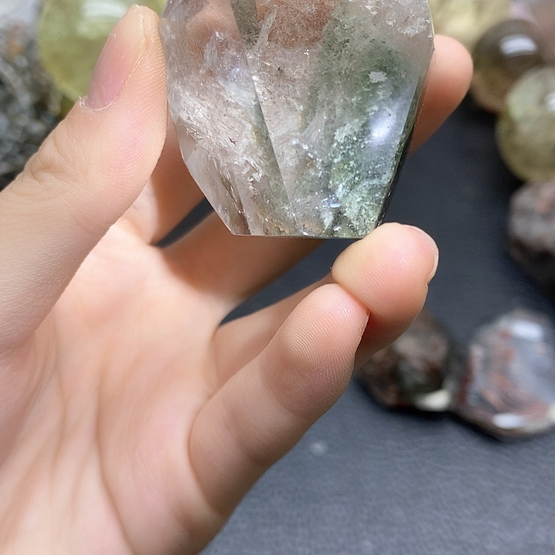 未镶嵌珠宝半成品水晶272水晶石