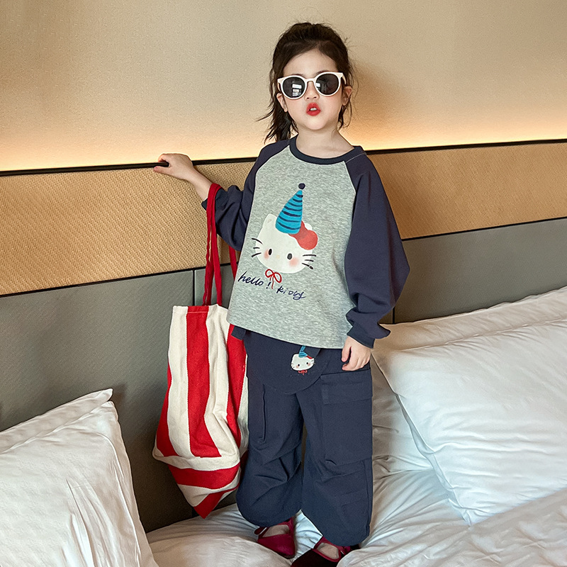 R25009时尚卡通拼色卫衣春季新款可拆卸猫咪围裙洋气工装裤套装