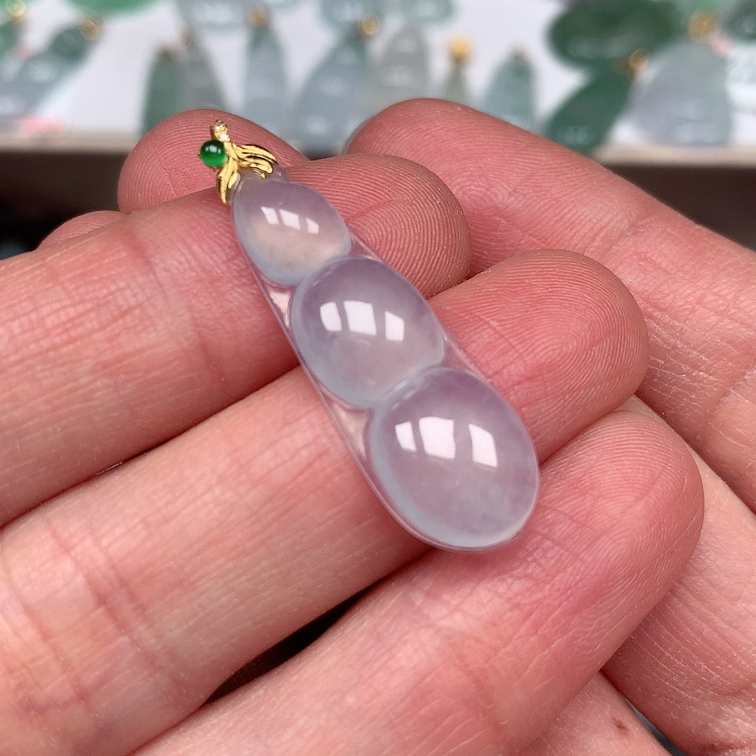 翡翠颈饰未镶嵌平安扣吊坠