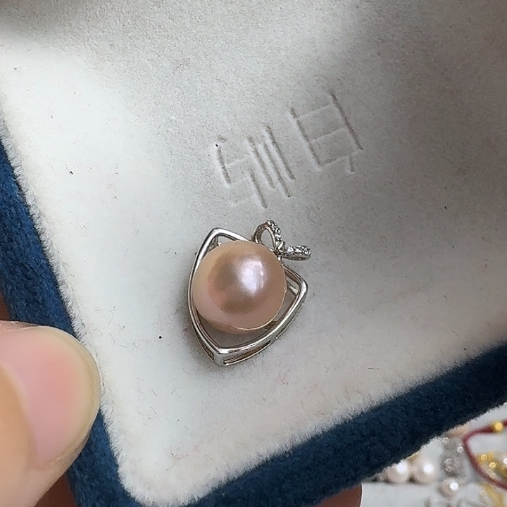 银S925镶嵌颈饰淡水珍珠