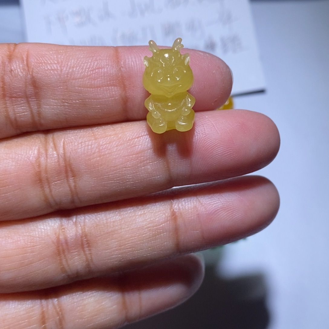 颈饰未镶嵌翡翠开*