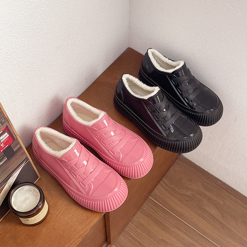 秋冬季保暖雨靴平底女士雨鞋加棉可穿厨房防滑胶鞋工作加绒防水鞋