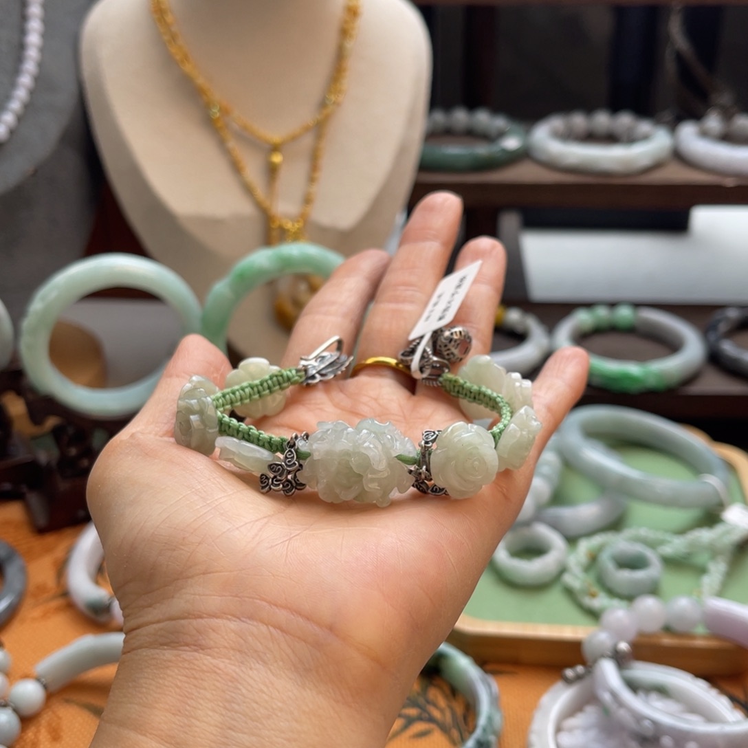 用***1翡翠未镶嵌手链手链