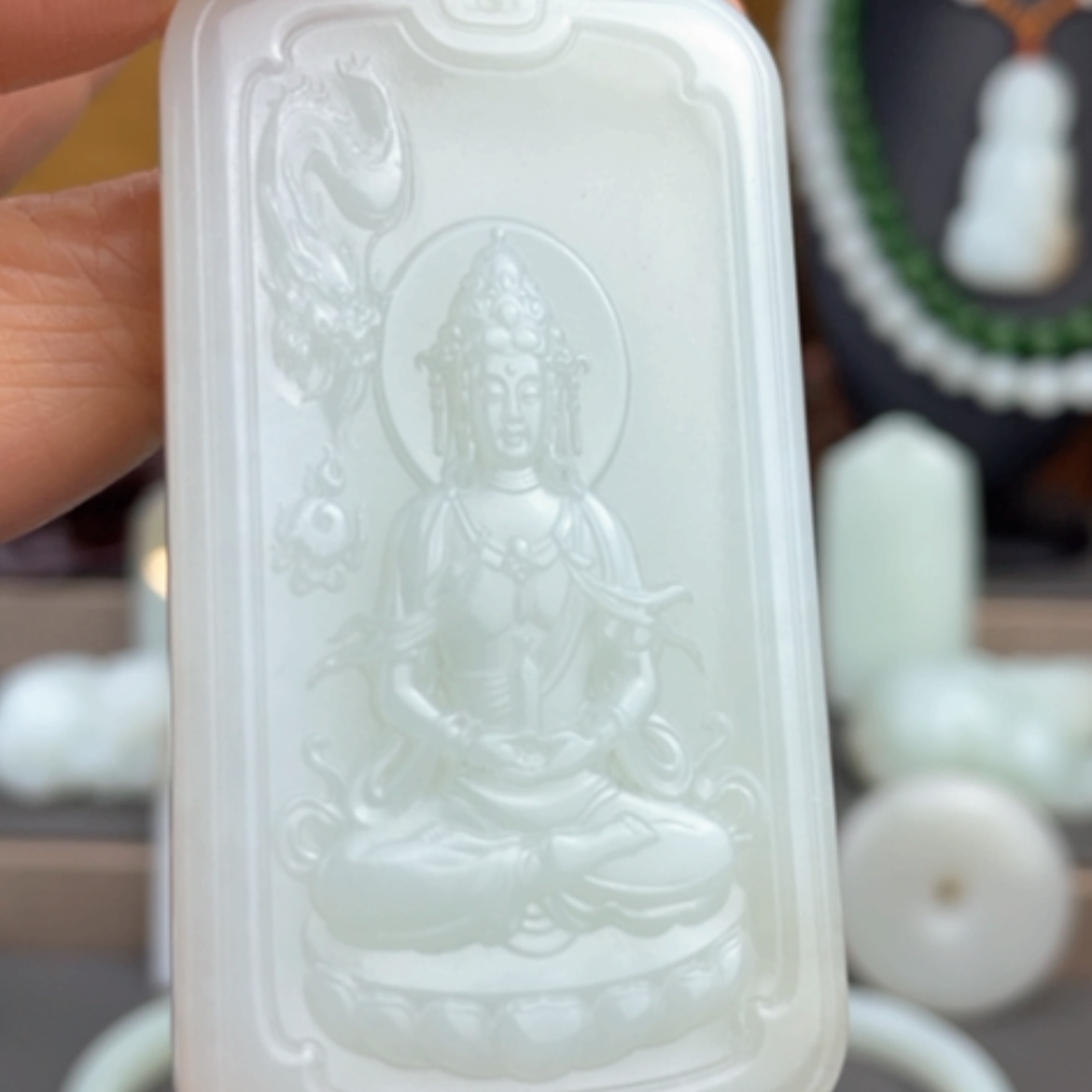 【闪购商品】颈饰未镶嵌和田玉0***张