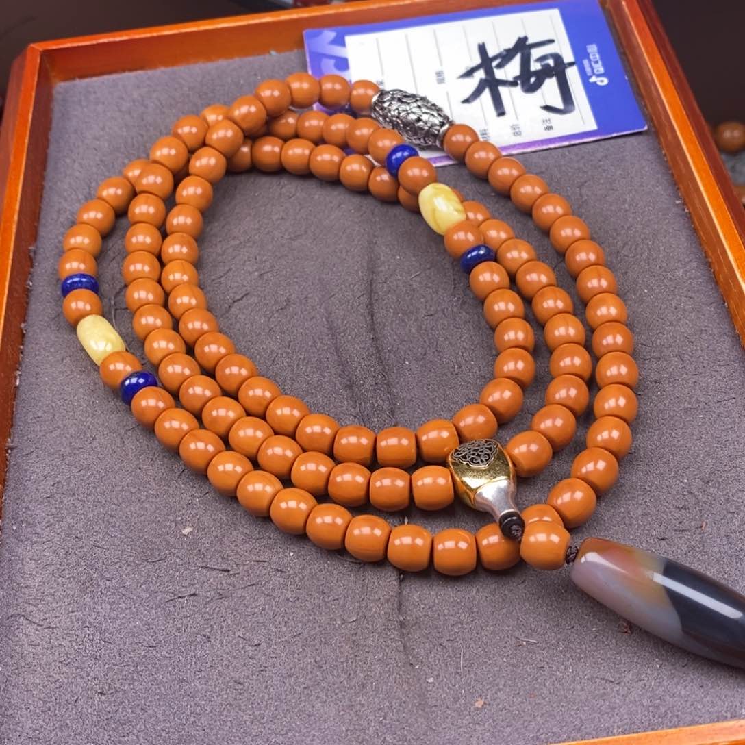 猴头核桃吊坠犯****年猴头