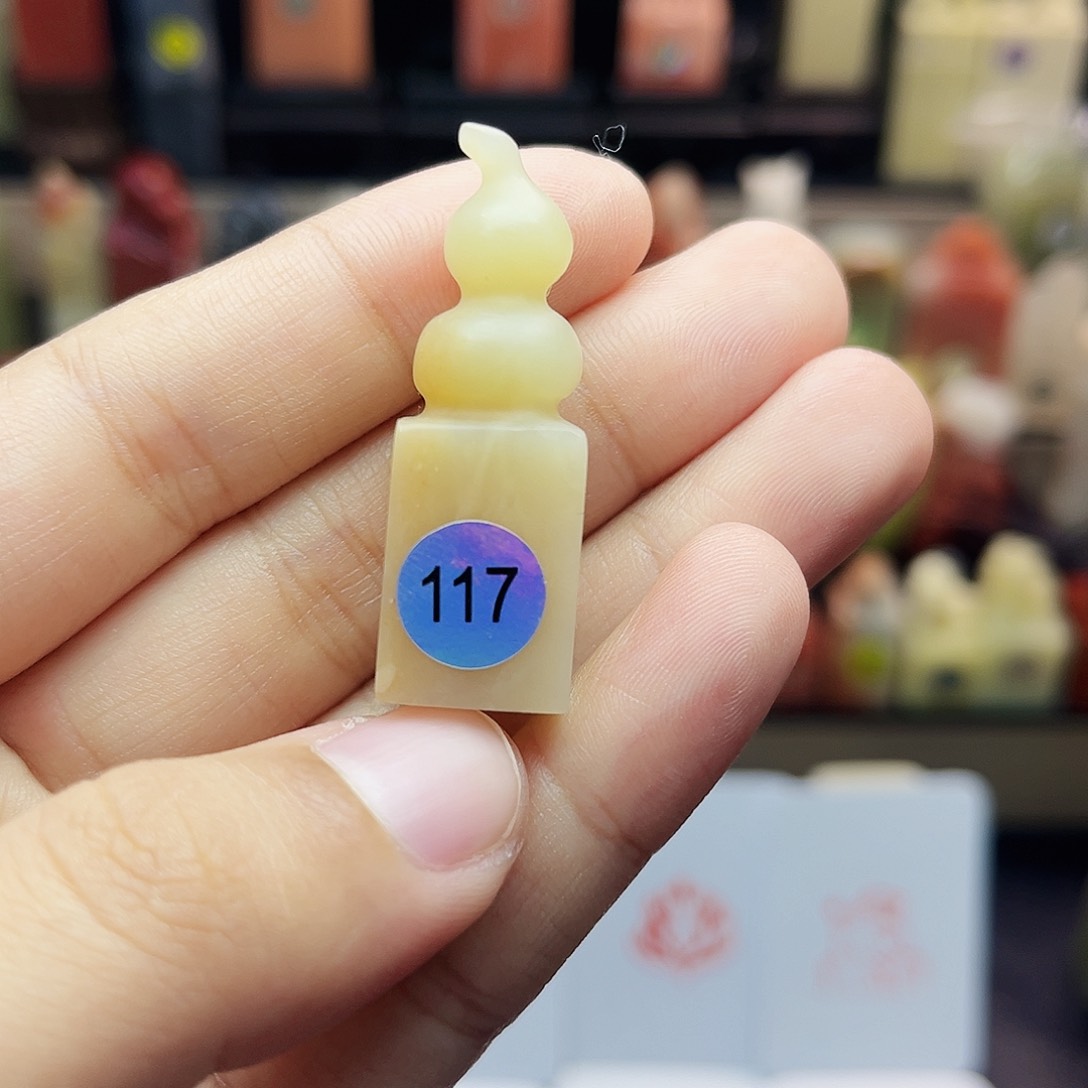 寿山石印石1.4老挝葫芦 纯手工包刻两字 定制