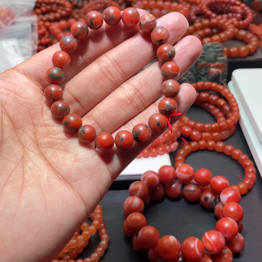 南红玛瑙手链未镶嵌