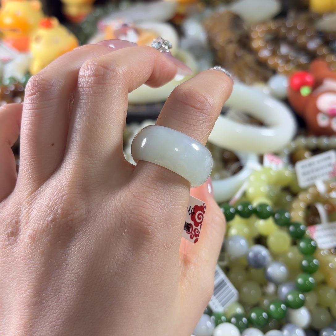 月***儿和田玉未镶嵌手串127