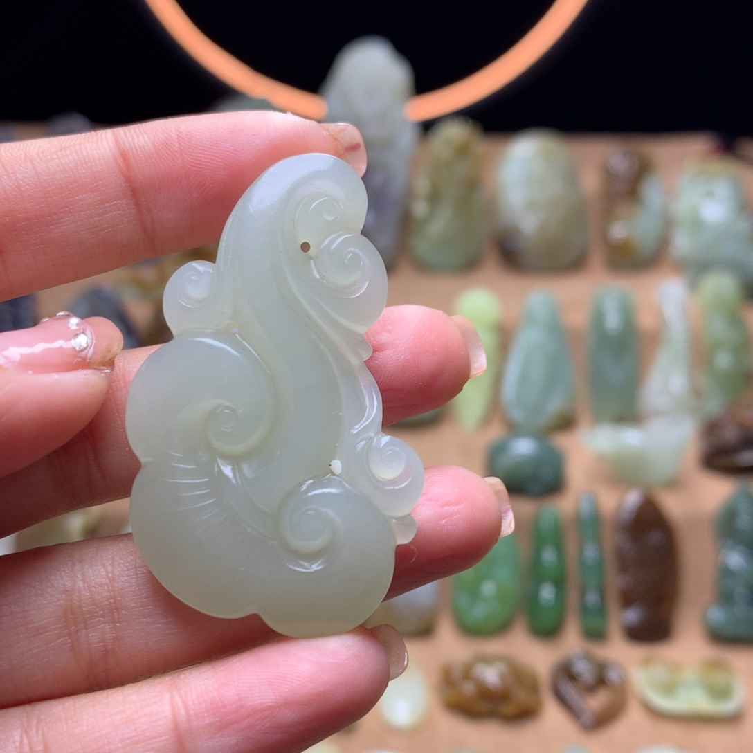 和田玉挂件未镶嵌