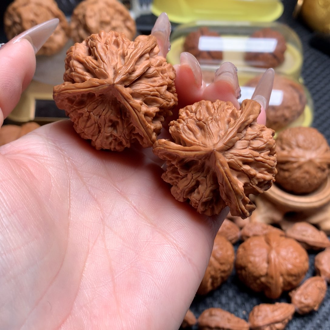 文玩核桃把件40全品卧龙球奔