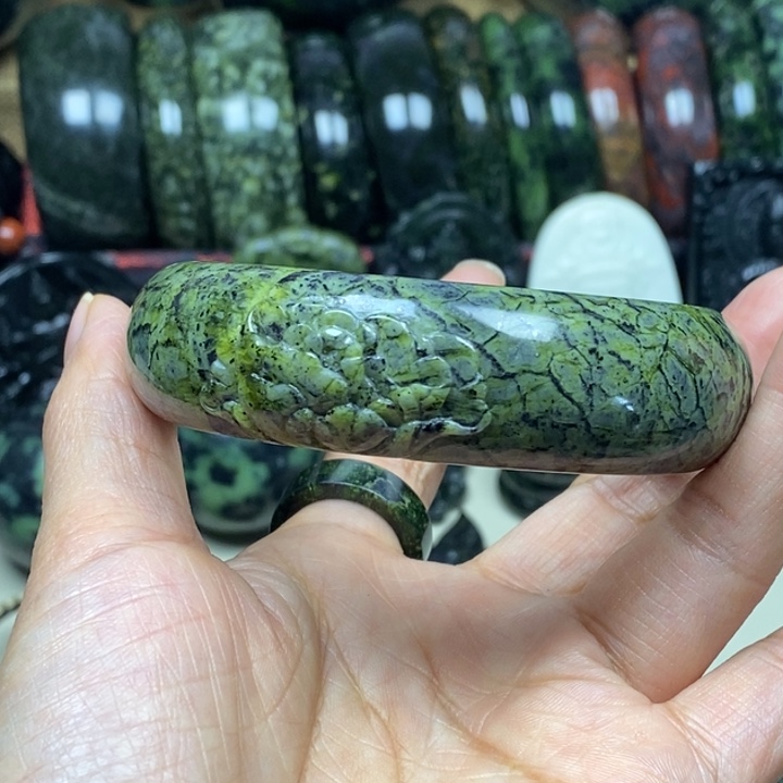 长***️蛇纹石玉未镶嵌项链蛇纹手镯58口