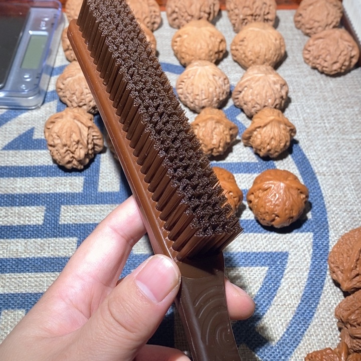 文玩核桃吊坠硬刷