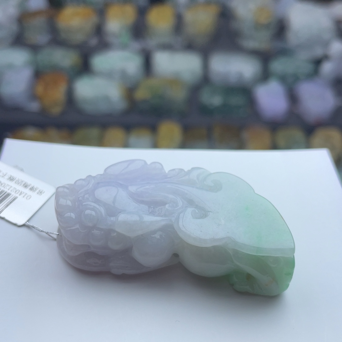 翡翠颈饰未镶嵌貔貅