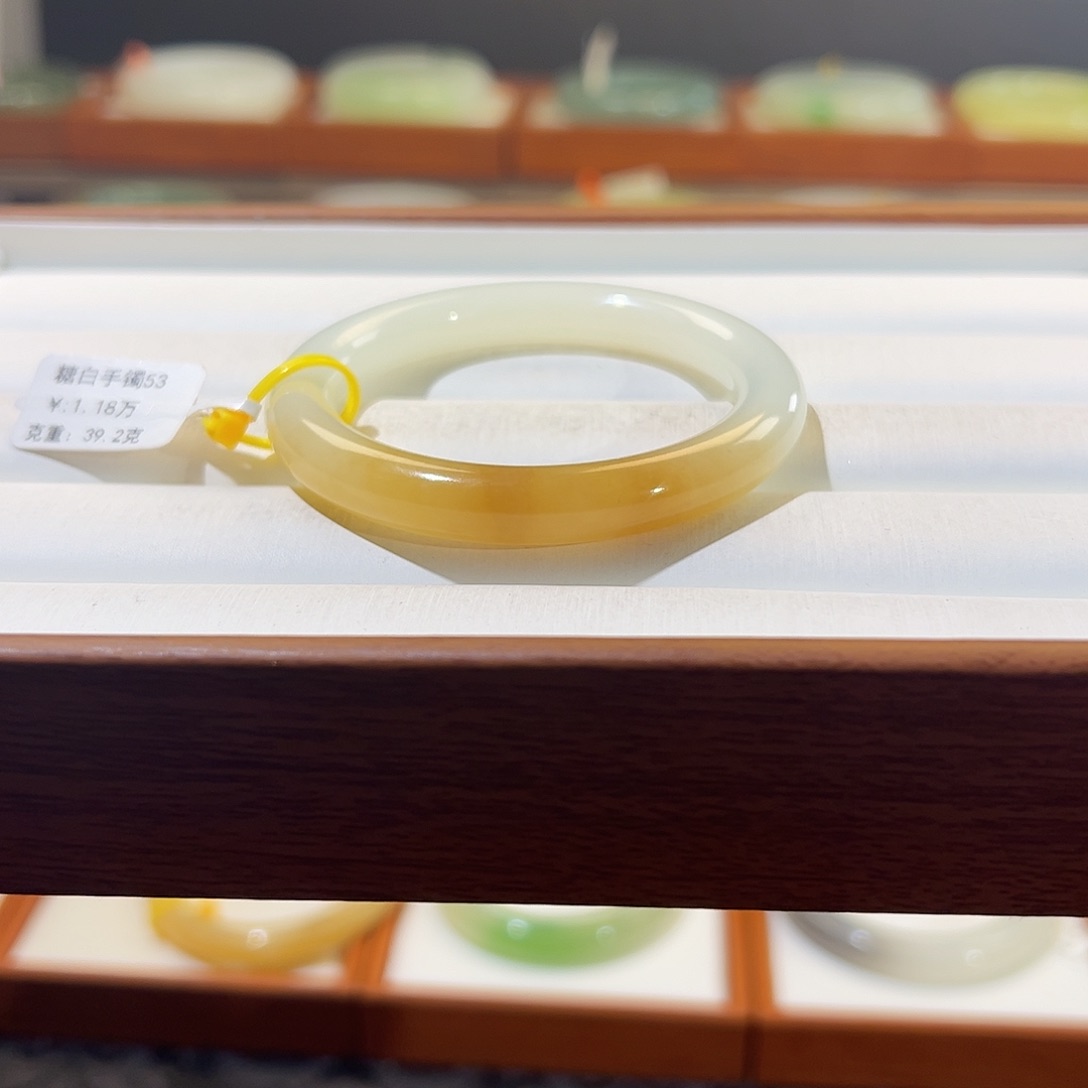 和田玉手镯未镶嵌  【糖白】