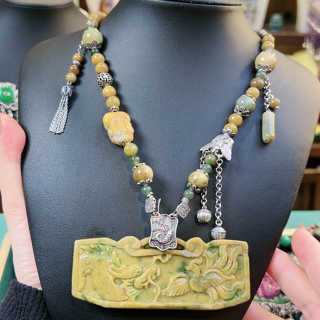 翡翠未镶嵌项链项链