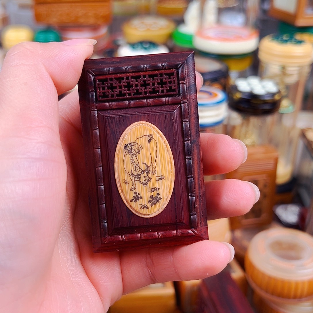 张圣林牧童图竹林盒配柬埔寨