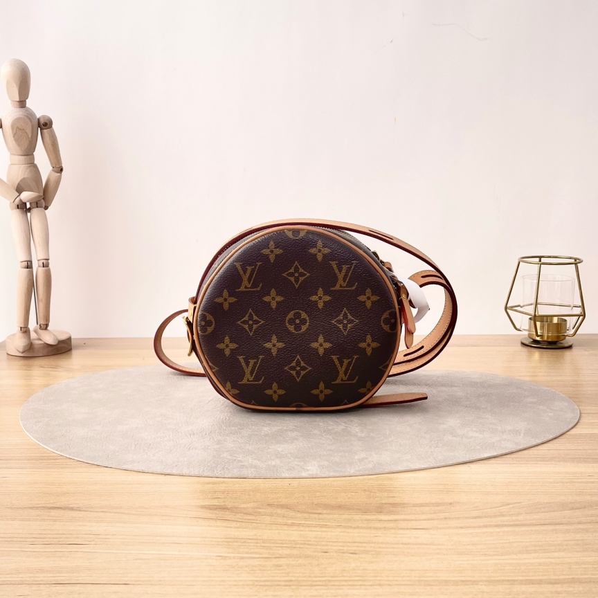 95新 LouisVuitton/路易威登 软圆饼包/单肩包/6584