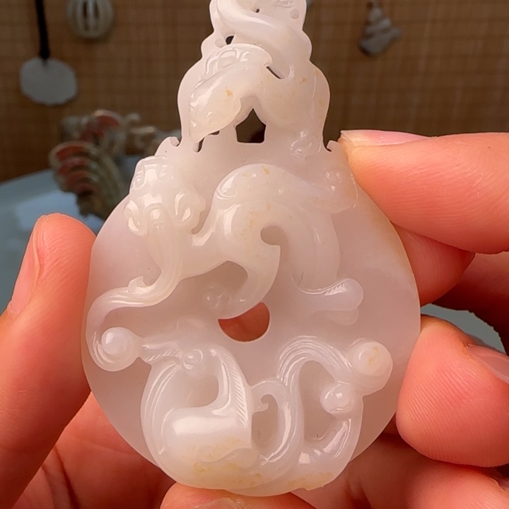 子***铭和田玉未镶嵌吊坠(不含链)