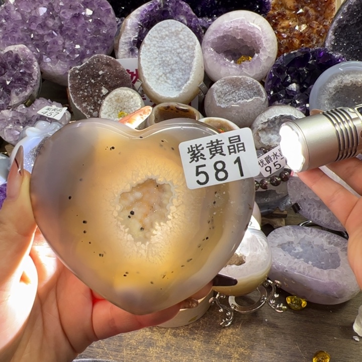 未镶嵌大型摆件（非配饰）紫晶581