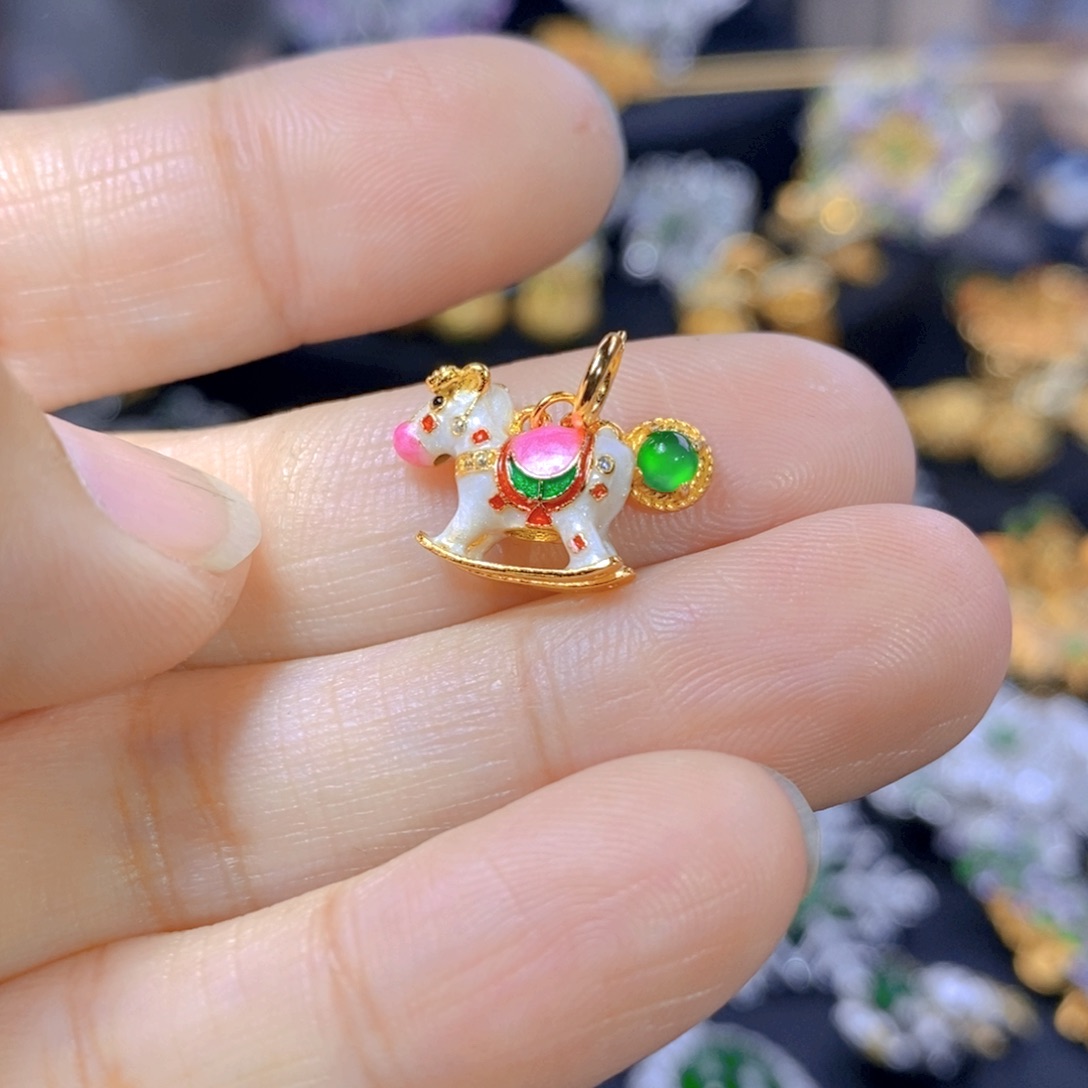 翡翠耳钉银S925镶嵌天然翡翠