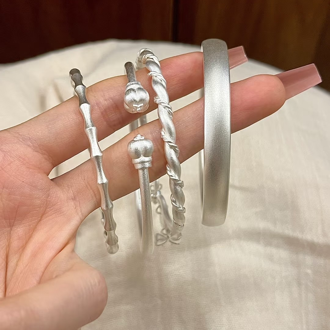 足银银制品 乐瑶 足银手镯时尚