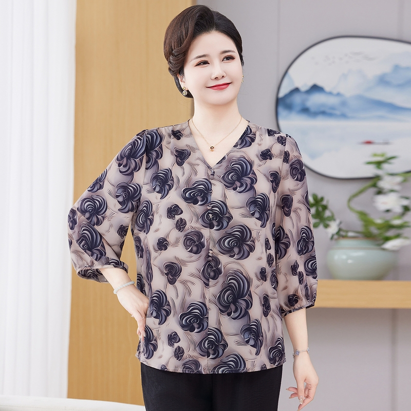 老年人衣服加肥胖妈妈特大码女装老太太宽松上衣奶奶老人春夏T恤