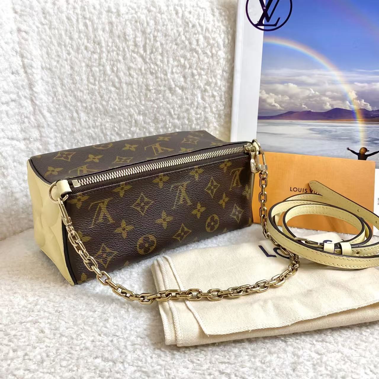 99新 LouisVuitton/路易威登 黄杨桃包/86571817/12期/代卖服务