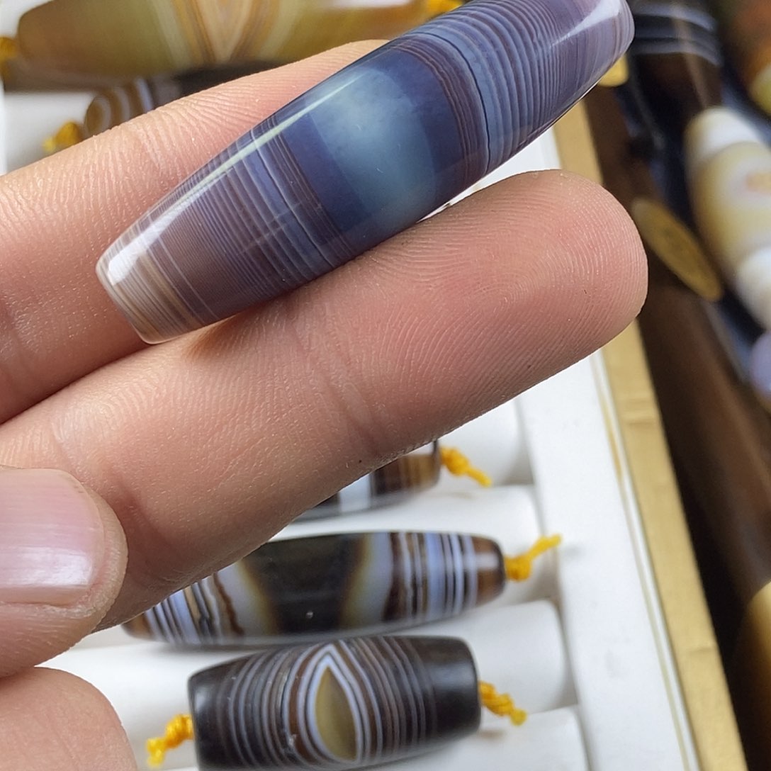 未镶嵌颈饰玛瑙/玉髓s***i