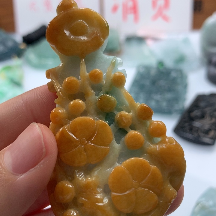 翡翠颈饰未镶嵌保真天然A货翡翠