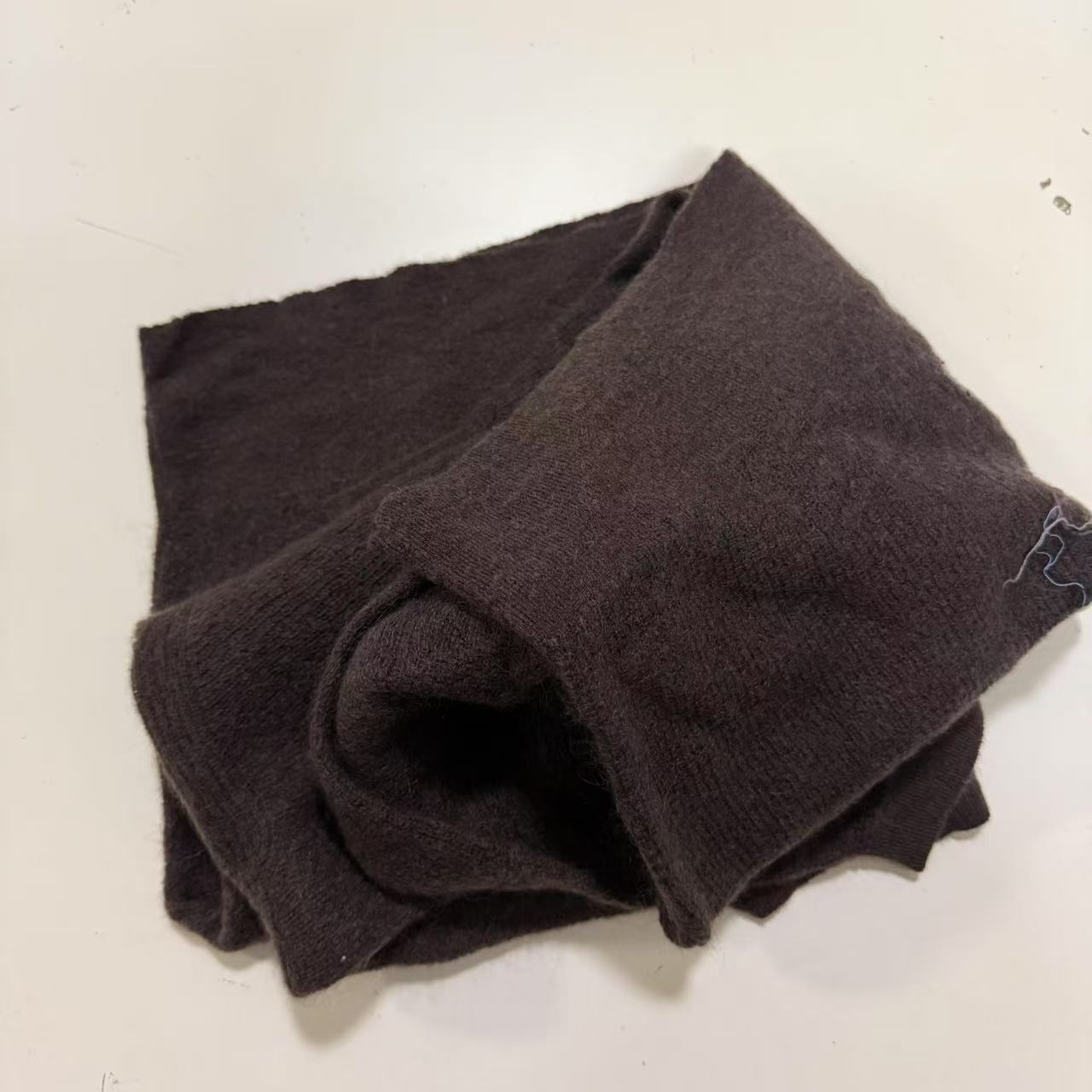 女士珊瑚花棕色毛衣秋季