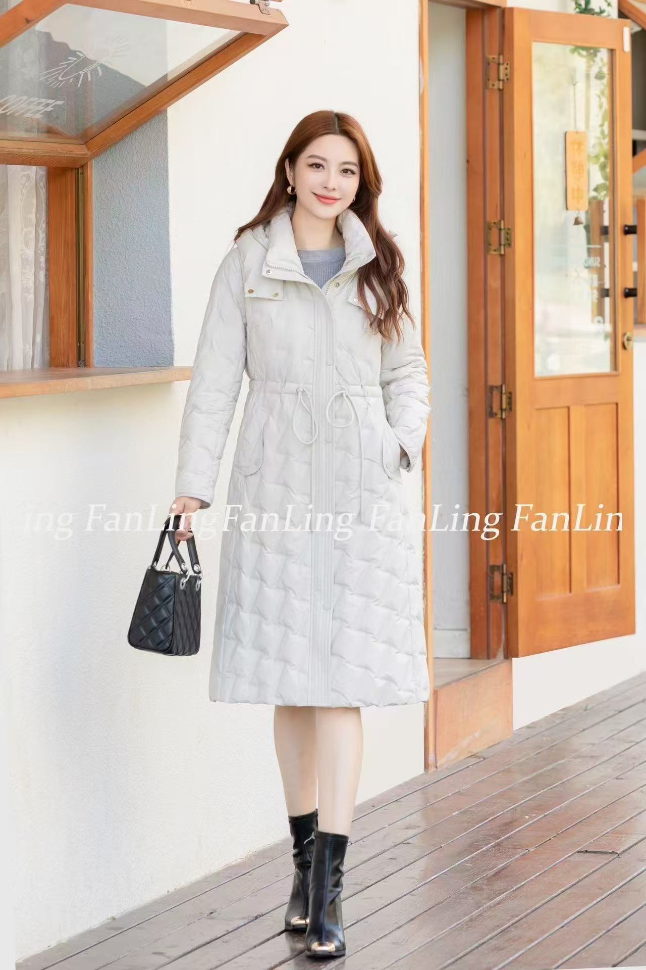 【D846】冬季新款女装时尚纯色束腰连帽羽绒服