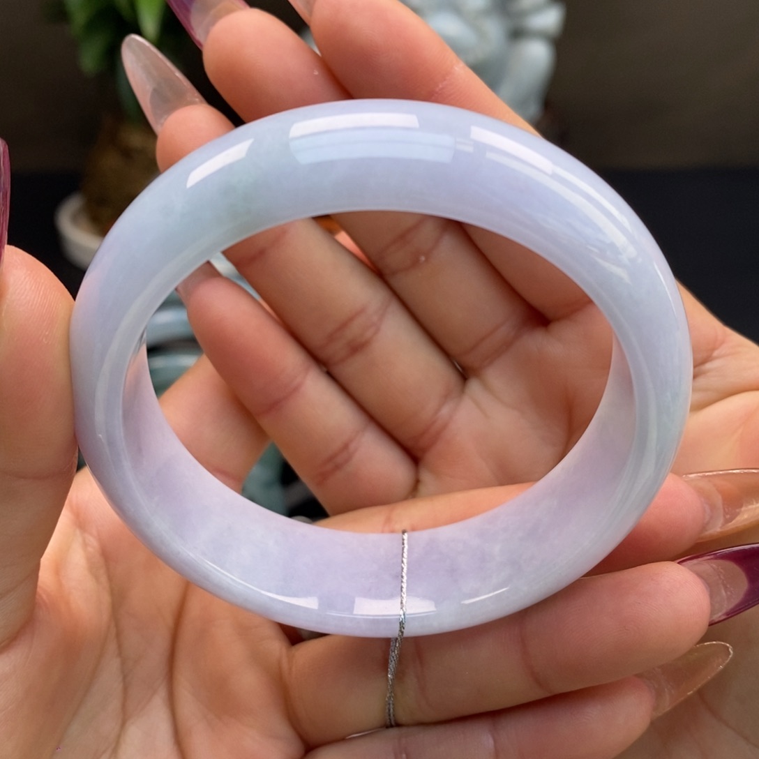 翡翠手镯未镶嵌天然