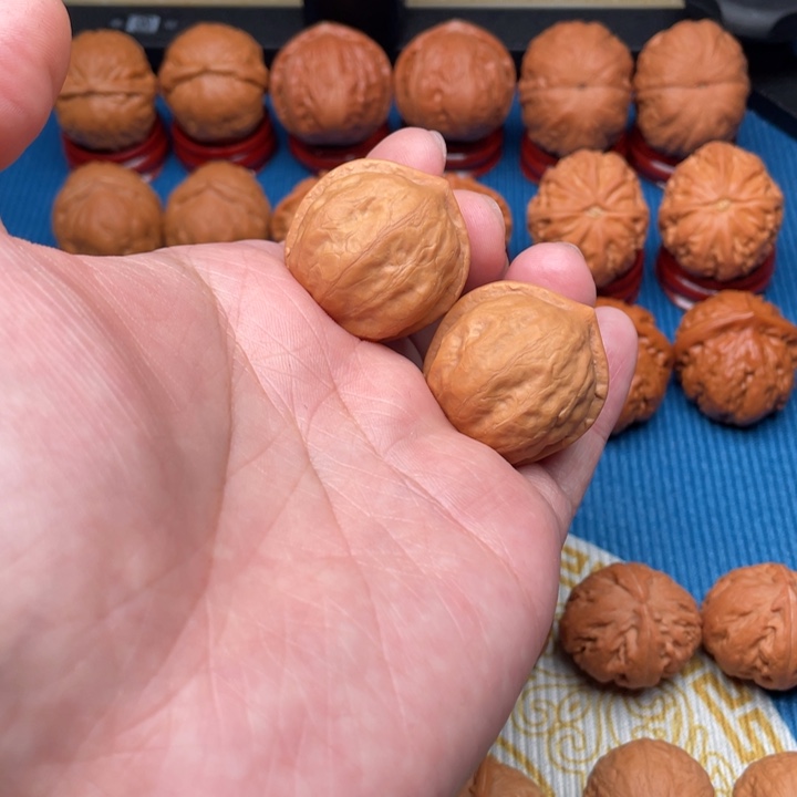 文玩核桃把件精品小手捻