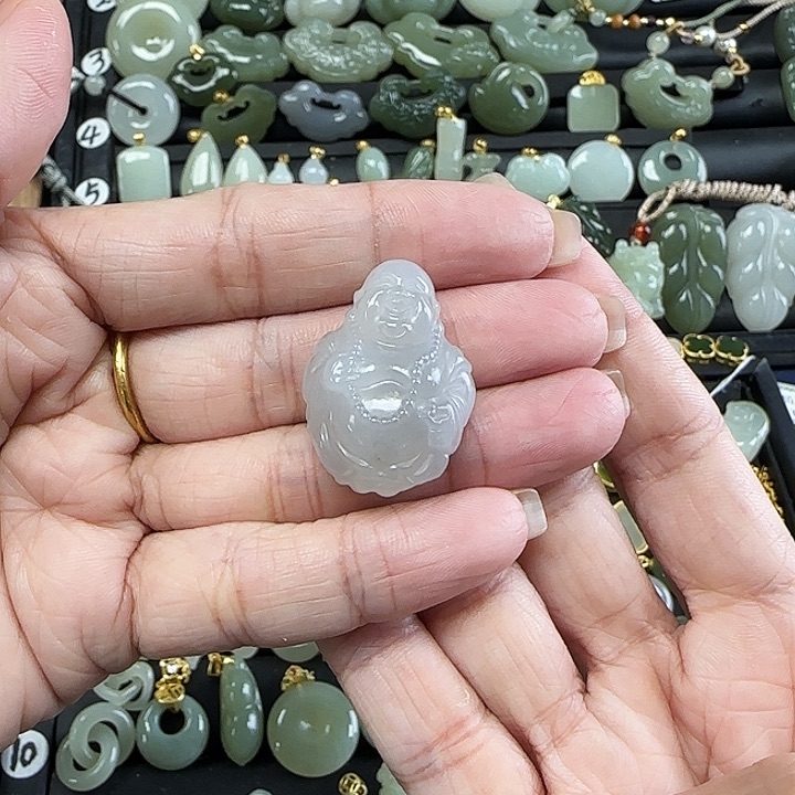 和田玉未镶嵌吊坠(不含链)
