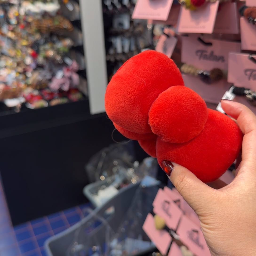 布艺非金属蝴蝶结胖嘟嘟香蕉夹