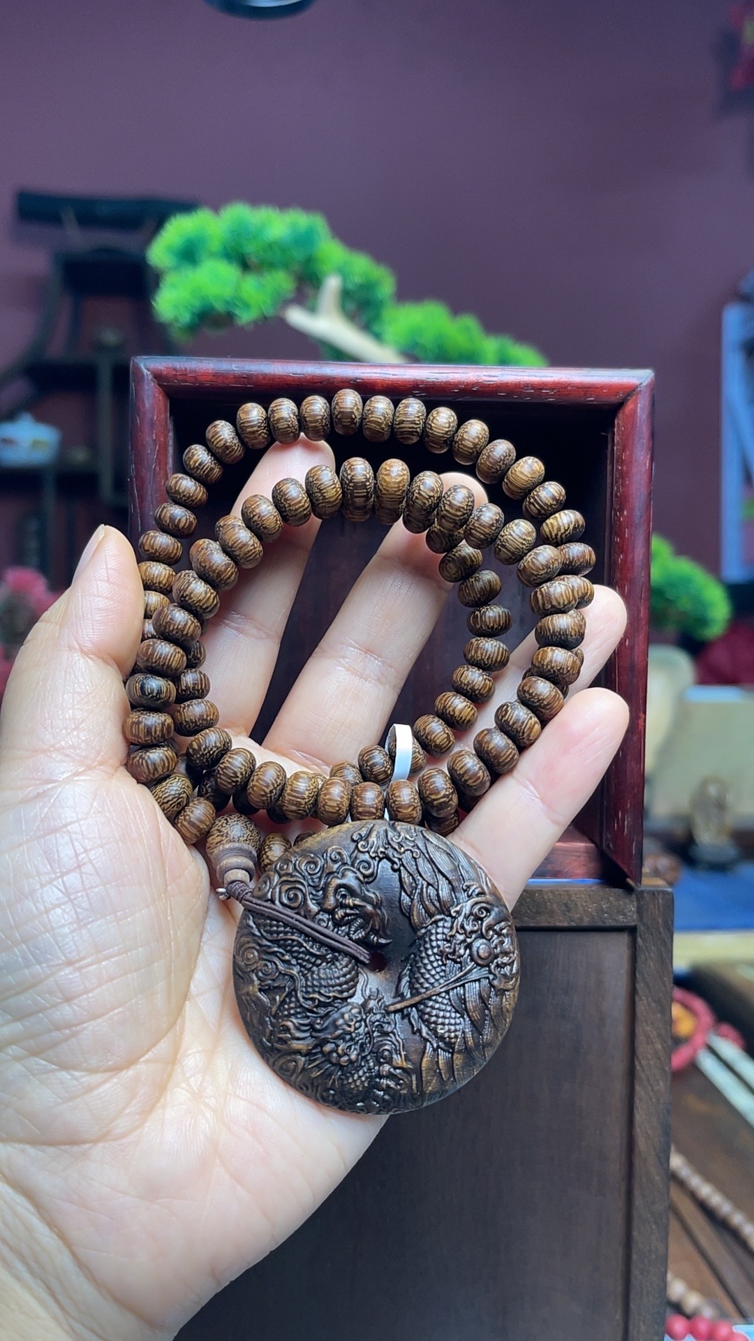 【闪购】沉香+木盒 越南芽庄黄奇楠老料龙纹平安扣8MM-001