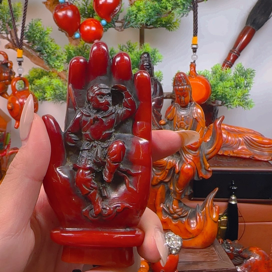 琥珀裸石未镶嵌手把