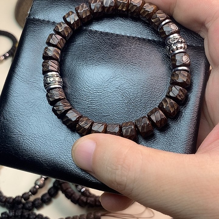 椰蒂手串97龙鳞双配饰